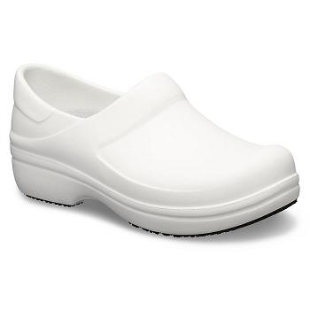 Crocs Neria Pro II Clog Biele - Damske Dreváky